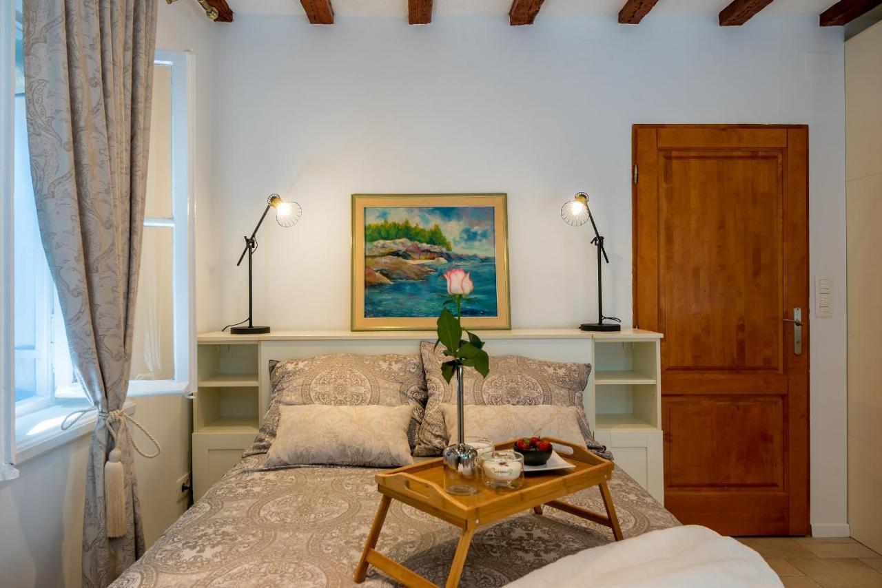 Charming Old Town Apartment Pjaca Split Bagian luar foto