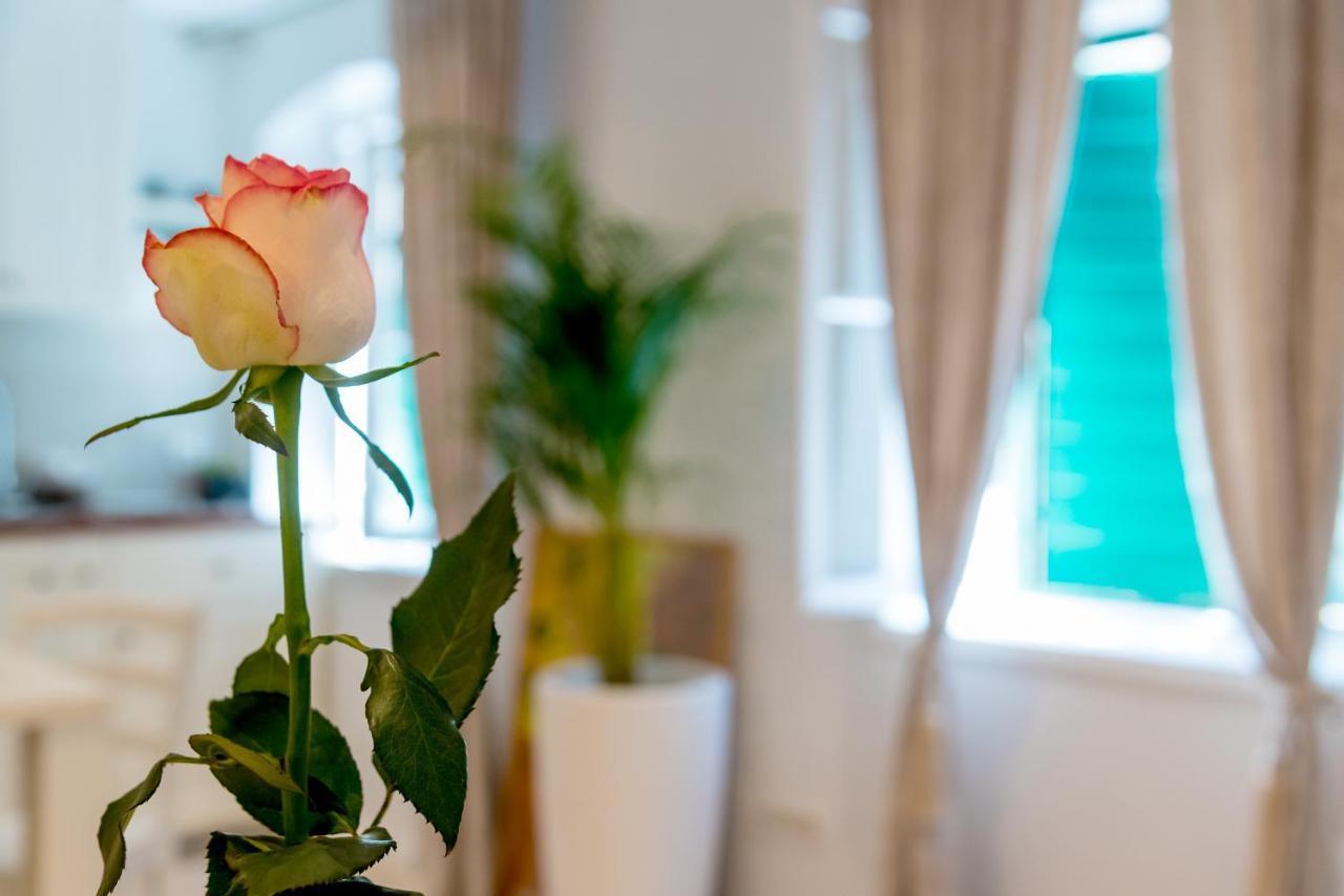 Charming Old Town Apartment Pjaca Split Bagian luar foto