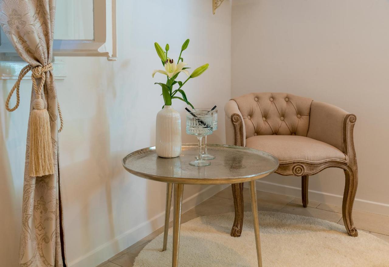 Charming Old Town Apartment Pjaca Split Bagian luar foto