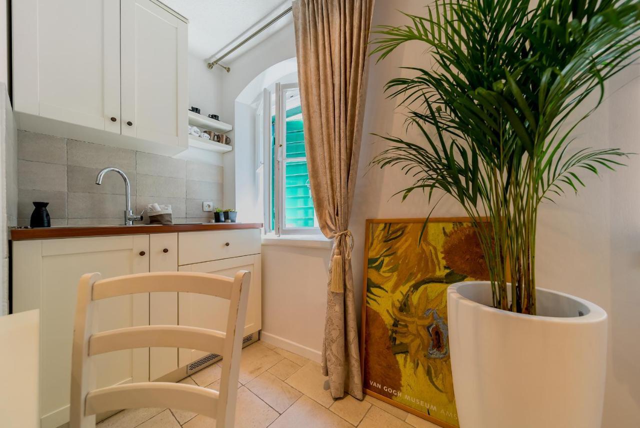 Charming Old Town Apartment Pjaca Split Bagian luar foto